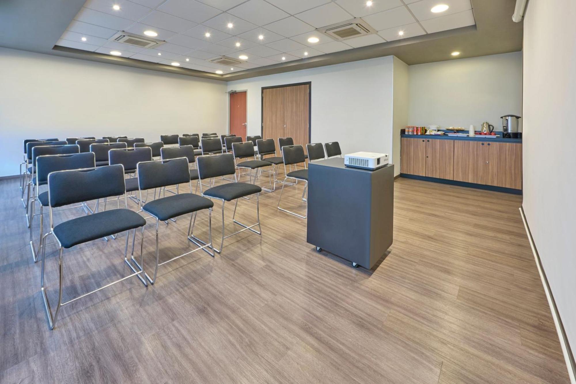 City Express By Marriott Toluca Bagian luar foto