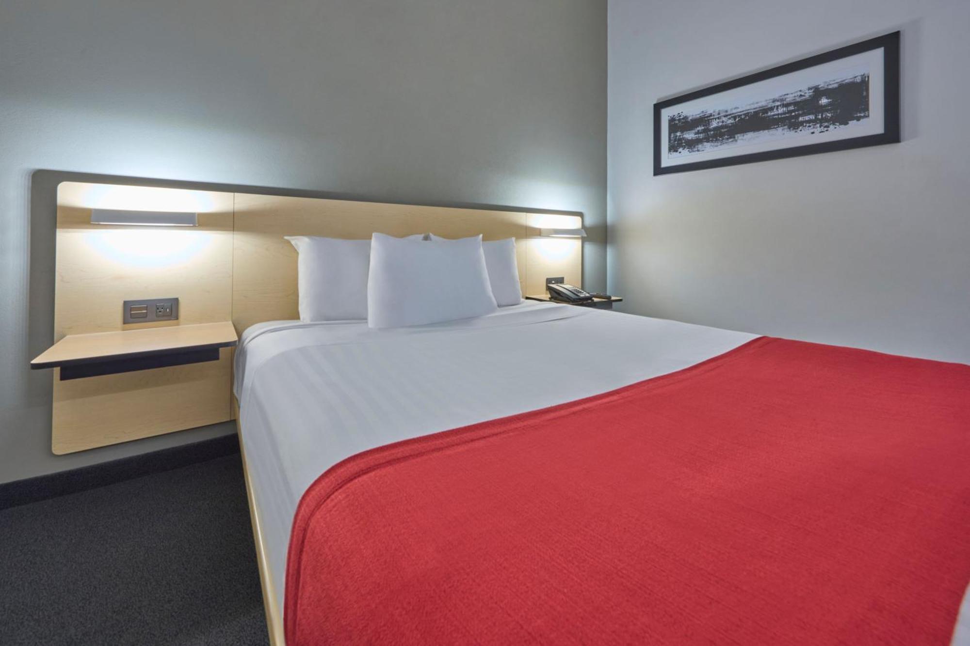 City Express By Marriott Toluca Bagian luar foto