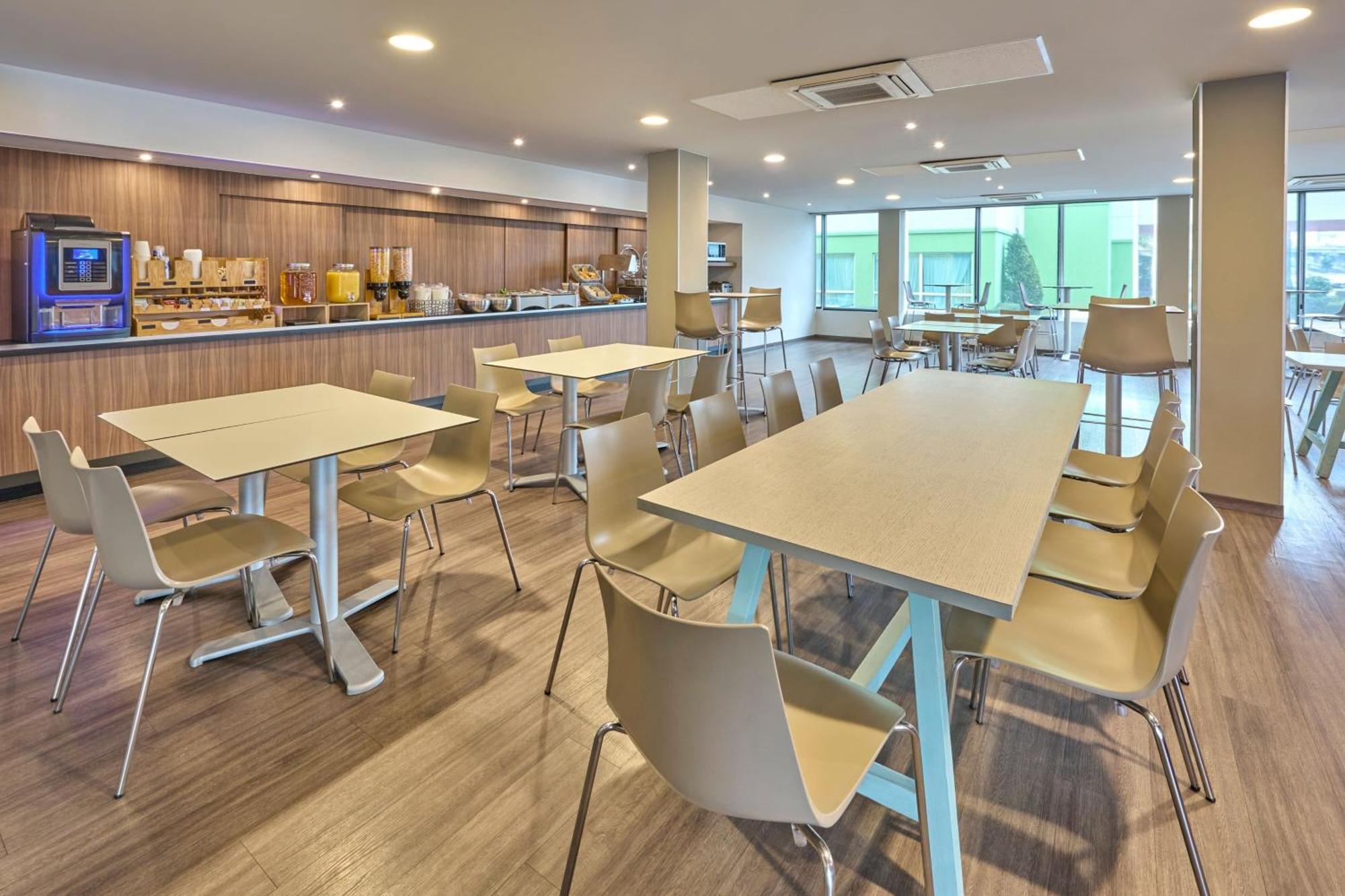 City Express By Marriott Toluca Bagian luar foto