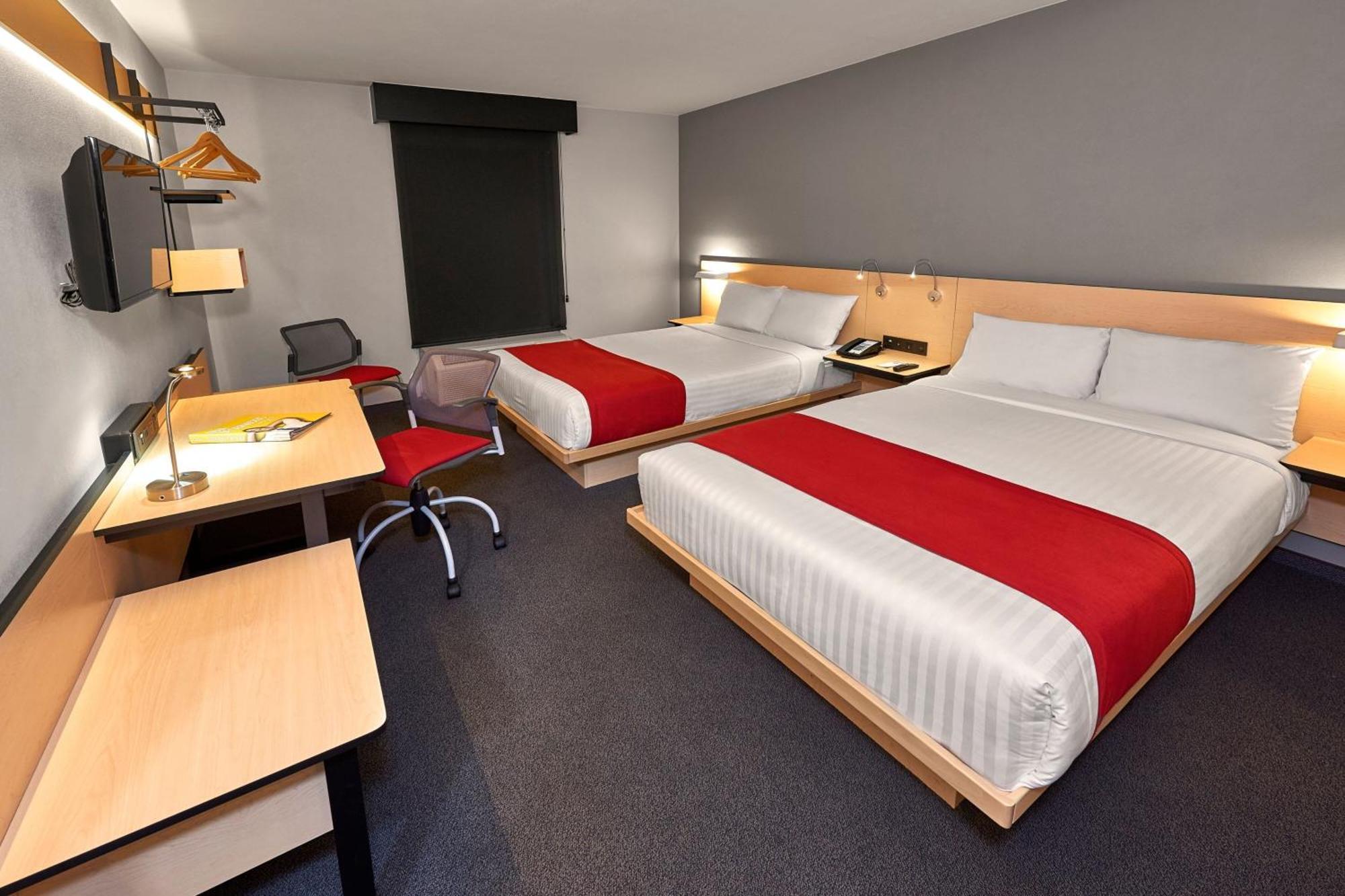 City Express By Marriott Toluca Bagian luar foto